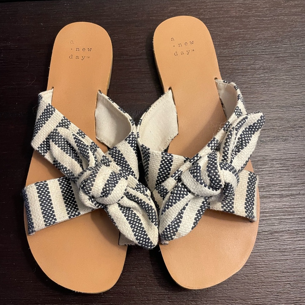 A New Day Linen Stripe Bow Sandal 6.5